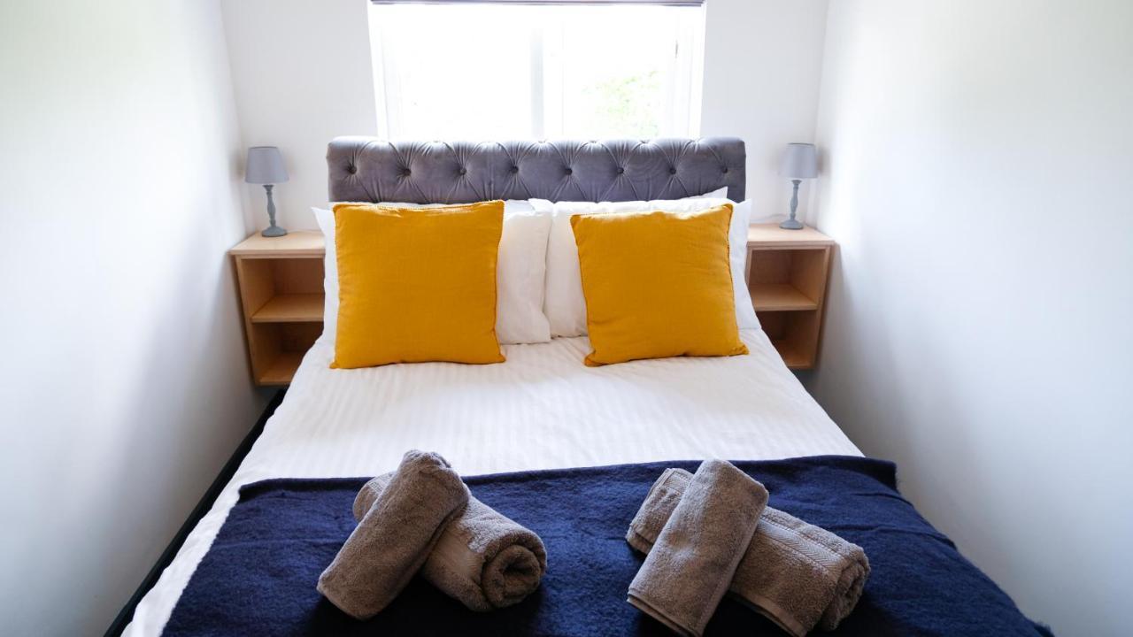 Intimate Entire Flat 9-Min Walk To Boscombe Beach Bournemouth Esterno foto